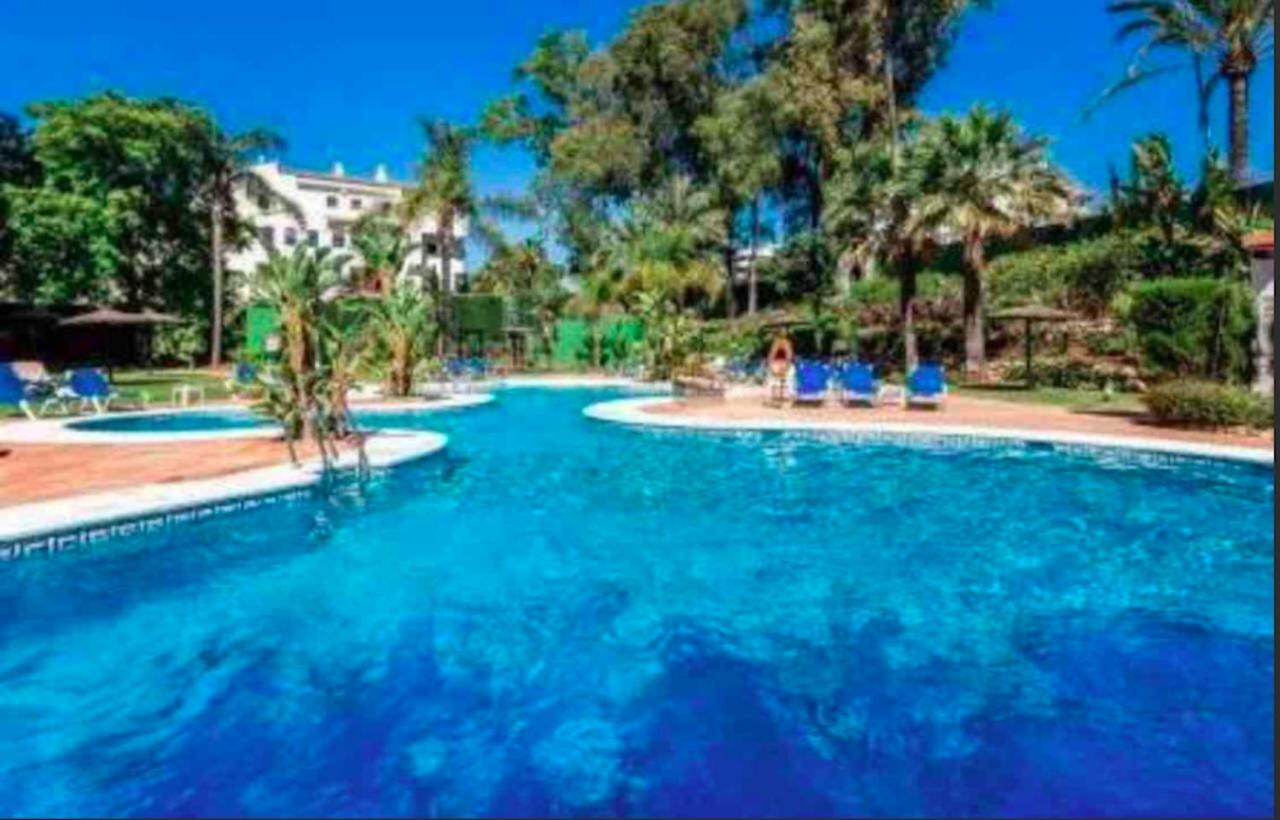 Apartamento Puerto Banus With Private Garden Marbella Exterior foto
